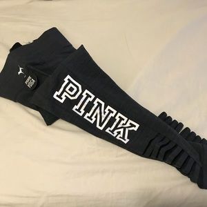 ✨NWT Victoria’s Secret Grey Strappy Yoga Pants✨